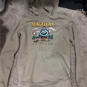 Magellan Outdoors Tan Hoodie with Bear Graphic